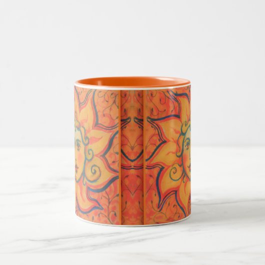 Lächelnde Sonne, Fairytale Fantasy Art, orange gel Zweifarbige Tasse (Mittel)