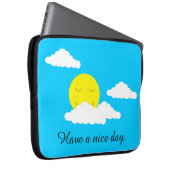 Lächelnde Sonne mit Popcorn Wolken: Laptopschutzhülle (Vorne Rechts)