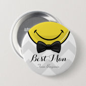 Lächelnde Trauzeugen, die Knopf Wedding sind Button (Vorne & Hinten)