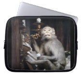 lächelnder Affe Laptopschutzhülle (Vorderseite)