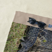 Lächelnder Alligator Funny Wildlife Fotografy Strandtuch (Beispiel)