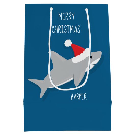 Lächelnder Cartoon Hai in Weihnachtsmannmütze Gesc Mittlere Geschenktüte (Rückseite)