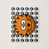 Lächelnder Cartoon-Tiger mit Puzzle (Vertikal)