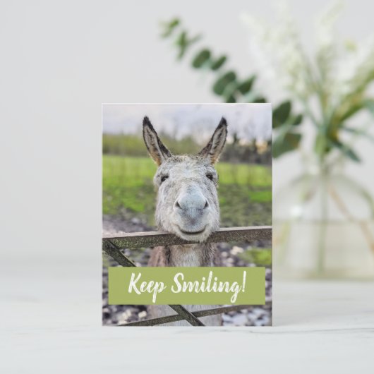 Lächelnder Donkey "Behalt Lächeln" Postkarte (Stehend Vorderseite)