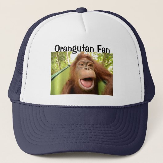 Lächelnder Orangutan Trucker Hat Truckerkappe (Vorderseite)