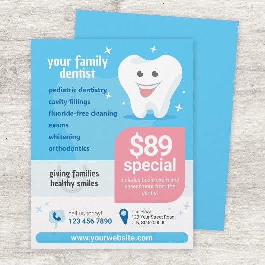 Lächelnder Zahn Dental Flyer