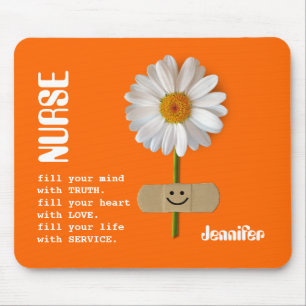 Lächelndes Geschenk von Daisy Nurse Mousepad