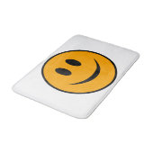 Lächelndes Gesicht Emoji Badematte (Schrägansicht)