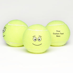 Lächelndes Gesicht mit offenen Augen Tennisbälle