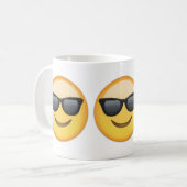 Lächelndes Gesicht mit Sonnenbrille Emoji Kaffeetasse (Vorderseite Links)