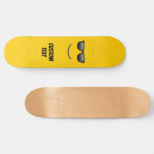 Lächelndes Gesicht mit Sonnenbrille Skateboard (Horizontal)