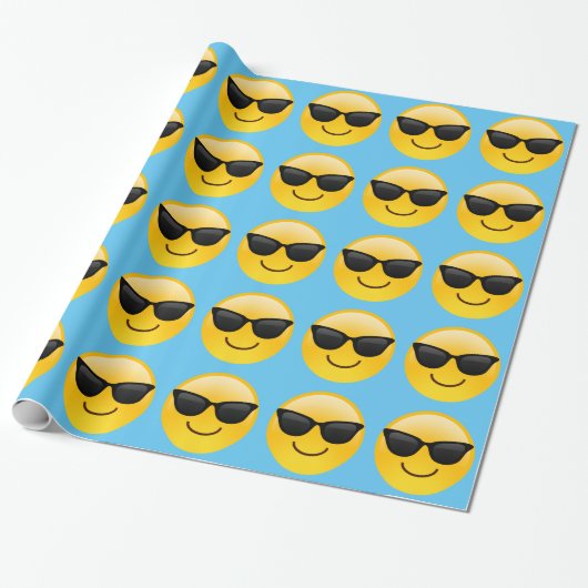 Lächelndes Gesicht mit Sonnenbrillen cooles Emoji Geschenkpapier (Ungerollt)