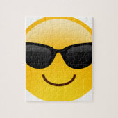 Lächelndes Gesicht mit Sonnenbrillen cooles Emoji Puzzle (Vertikal)