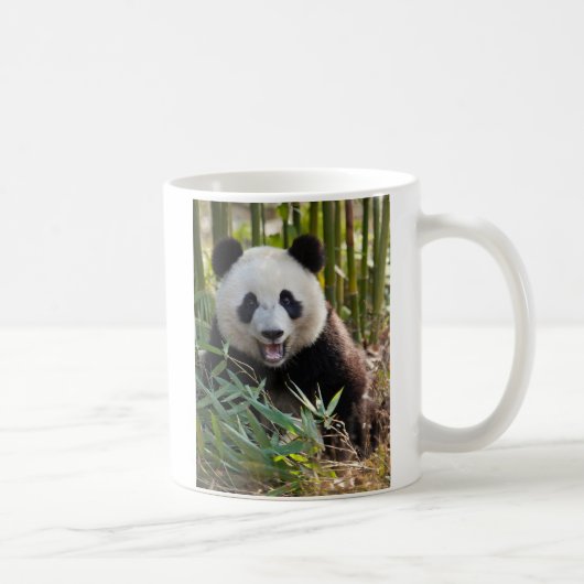 Lächelndes Panda Portrait Kaffeetasse (Rechts)