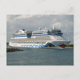 Lächelndes Schiff im Kanal Postkarte