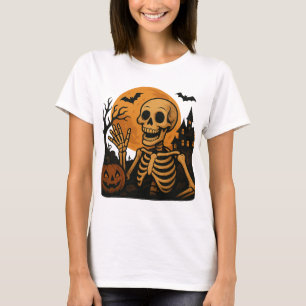 Lächelndes Skelett mit Kürbis und Vollmond – Spuk T-Shirt
