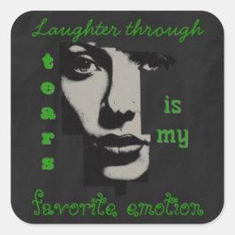 Lachend durch Tränen quadratischer Aufkleber