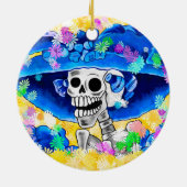 Lachend Skeleton Frau in Blue Bonnet auf Gelb Keramik Ornament (Hinten)
