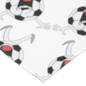Lachender Fußball-Maskottchen Tischdecke (Schrägansicht)