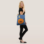 Lachender Halloween-Kürbis Tasche (Am Model)