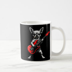 Lachender Hund lustiger Chihuahua-Meme spielt Gita Kaffeetasse