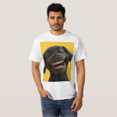 lachender Hund T-Shirt (Vorne ganz)