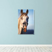 Lachpferd Leinwanddruck (Insitu (Holzboden))