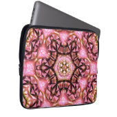 Lachs in rosa, gebürstet mit verbranntem Faden Laptopschutzhülle (Vorne Rechts)