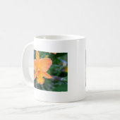 Lachs Orchid Kaffeetasse (Vorderseite Links)