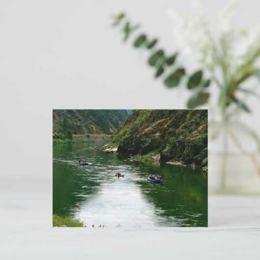 Lachs River Repose Postkarte (Stehend Vorderseite)