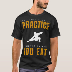 Lachte mit Tai Chi Practice T-Shirt Fin