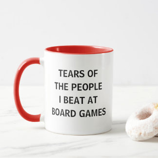 Lachtränen der Leute, die ich bei Brettspielen bes Tasse