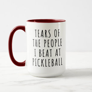 Lachtränen der Leute, die ich beim Pickleball besi Tasse