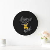 Lacrosse Chick #4 Große Wanduhr (Zuhause)