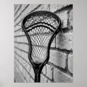 Lacrosse-Schlägerkopf Schwarz Weiß Backsteinmauer Poster (Vorne)