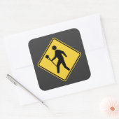 Lacrossing Quadratischer Aufkleber (Umschlag)