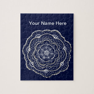 Lacy Crochet Look Doily Hand Drage Blume Doodle Puzzle