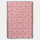 Lacy cutwork - weiß über Azalea pink Decke (Vorderseite Vertikal)