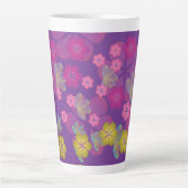 Lacy Lotus Lila Milchtasse (Vorderseite)