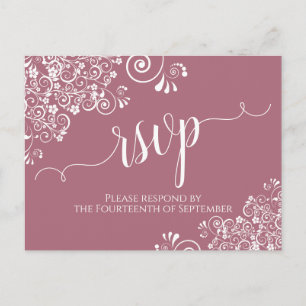 Lacy White Calligraphy on Dusty Rose Wedding RSVP Postkarte
