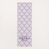 Lacy White Damask auf Lavender Mit Monogramm Yogamatte (Rückseite)