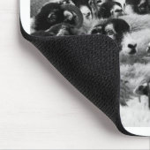 LADEN FÜR Schafe, schwarz und weiß Mousepad (Ecke)