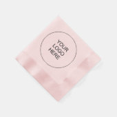 Laden Sie den Text des Firmenlogos in Rosa Cocktai Serviette (Ecke)