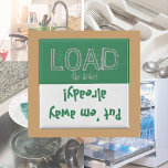Laden Sie die Lade-Funktion! Geschirrspülmagazin Magnet<br><div class="desc">Eine lustige Nachricht,  um Ihre Spülmaschine anzubringen,  um Ihnen lassen,  ob die Geschirr schmutzig oder sauber sind. Öko-freundliches Grün mit lustiger Typografie. Ein großartiges Geschenk für den Zauderer in deinem Leben!</div>