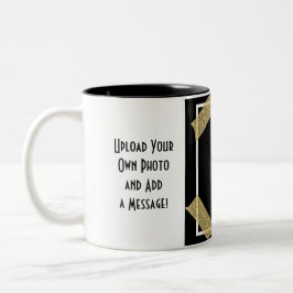 Laden Sie ein Foto hoch und fügen Sie eine benutze Zweifarbige Tasse