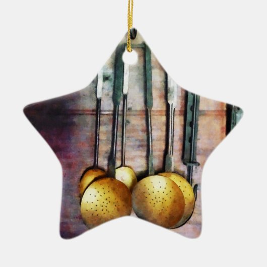 Ladles und Spatulas Keramikornament (Vorne)