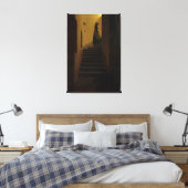 Lady auf der Treppe Leinwanddruck (Insitu (Schlafzimmer))