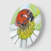 Lady Bug on A Daisy Große Wanduhr (Winkel)