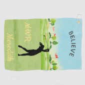 Lady Golfer Landschaftliche Grüntöne, die Monogram Golfhandtuch (Horizontal)