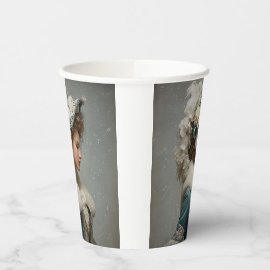 Lady im Winter Pappbecher (Links)